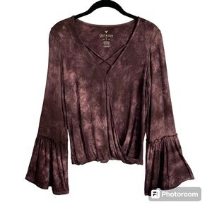 American Eagle Outfitters S Purple Tie Dye Soft & Sexy V Neck Long Sleeve Tee.